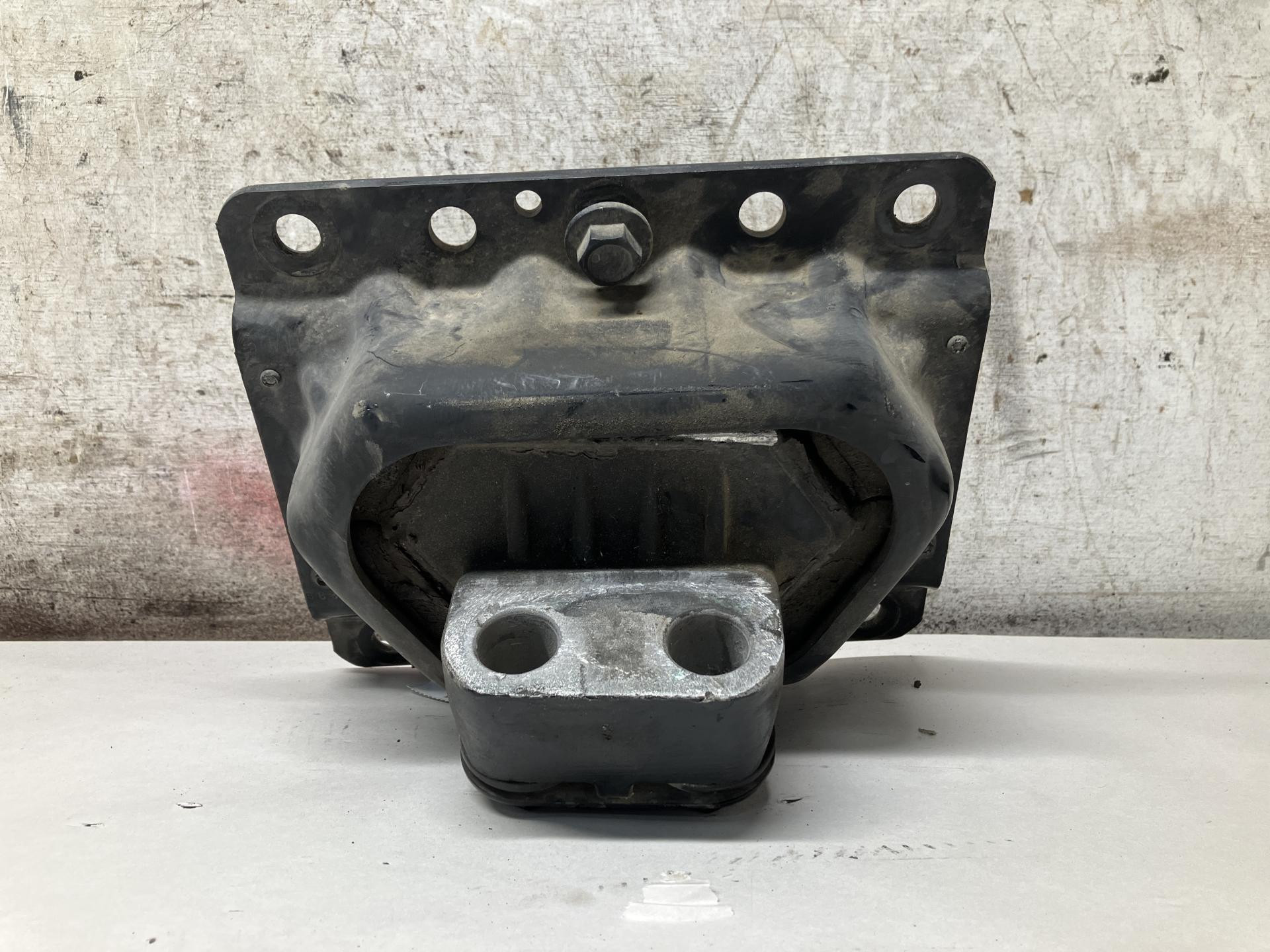 N A Volvo D Engine Mount For Sale