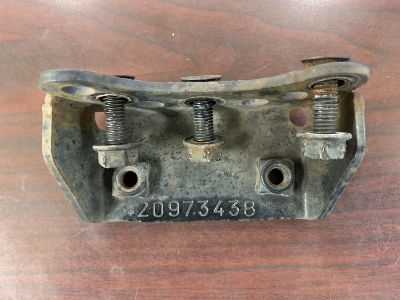 Volvo VNL Brackets, Misc for Sale