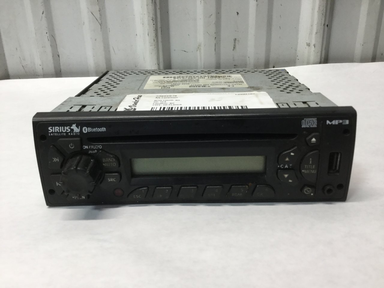 24076728 | Freightliner CASCADIA A/V Equipment (Radio) for Sale