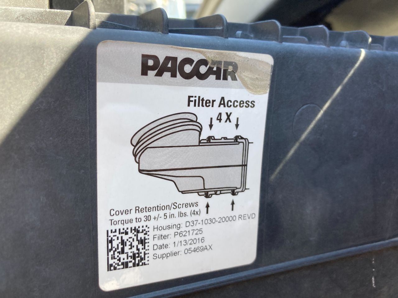 D37-1030-20000 | Kenworth T880 Air Cleaner for Sale