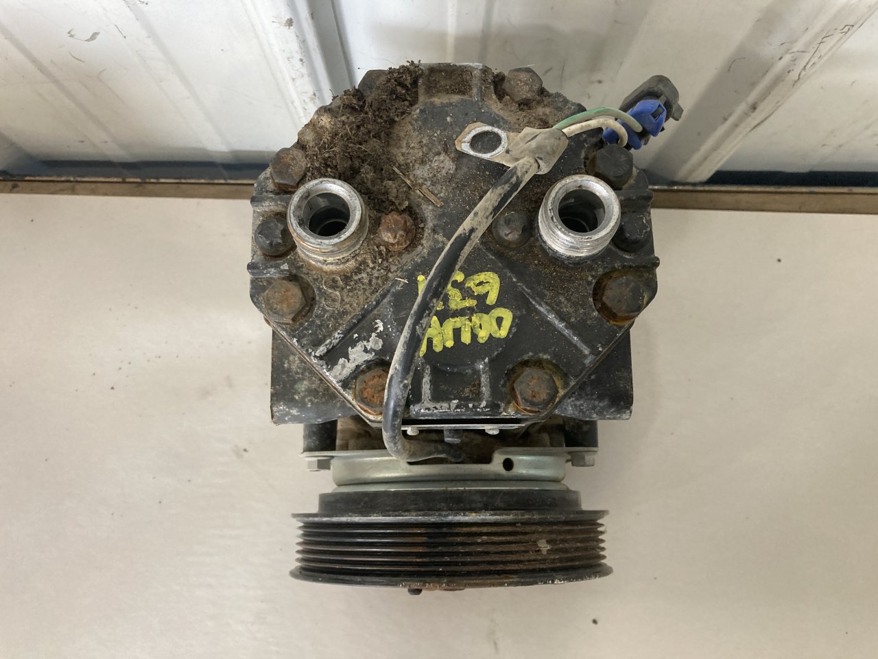 Fld In Comressor Freightliner FLD112SD Air Conditioner Compressor for Sale