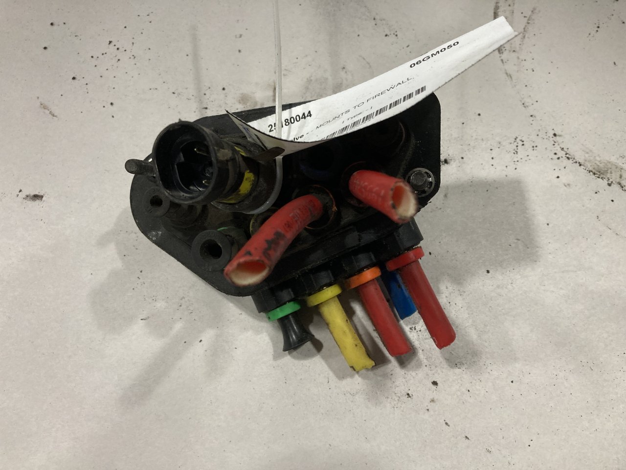 Cummins 3558826 Air Valve for Sale