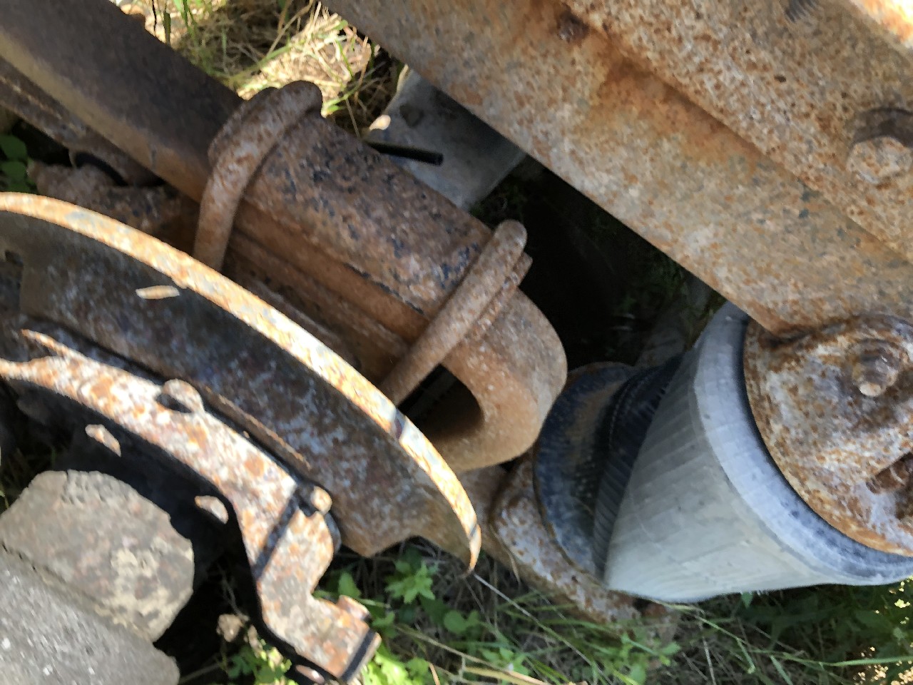 305090 | Eaton DS402 Axle Housing for Sale