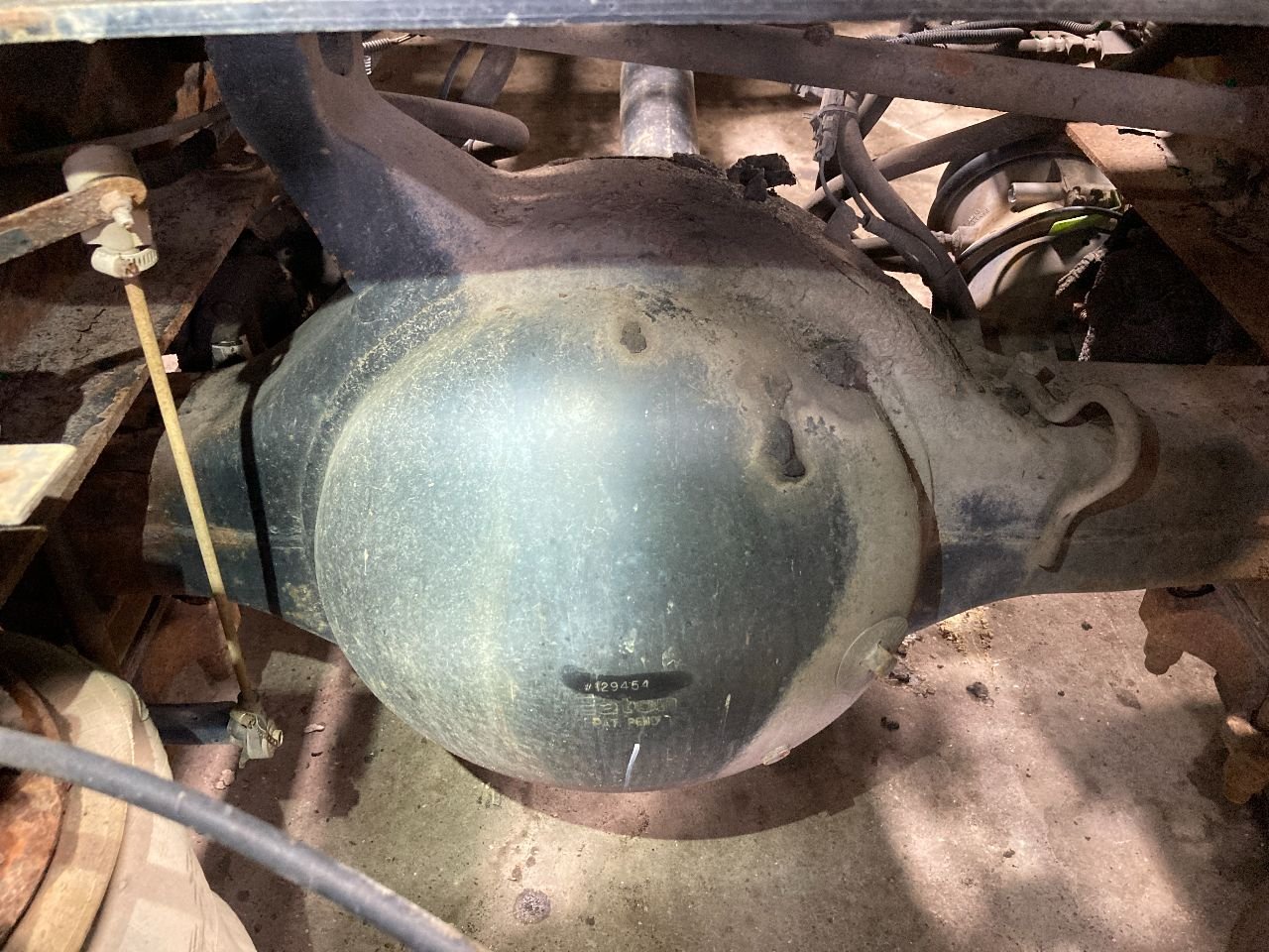 mi*♬︎*.　0913 129454 | Eaton 22060D Axle Housing (Rear) for Sale