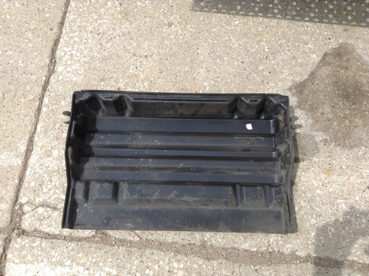 3576965C1 International DURASTAR (4300) Battery Box Cover for Sale