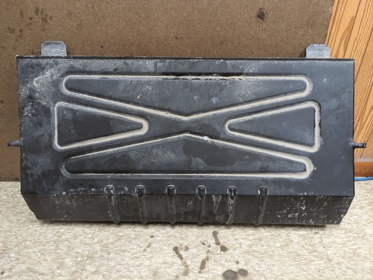 N221205 Kenworth T660 Battery Box Cover for Sale
