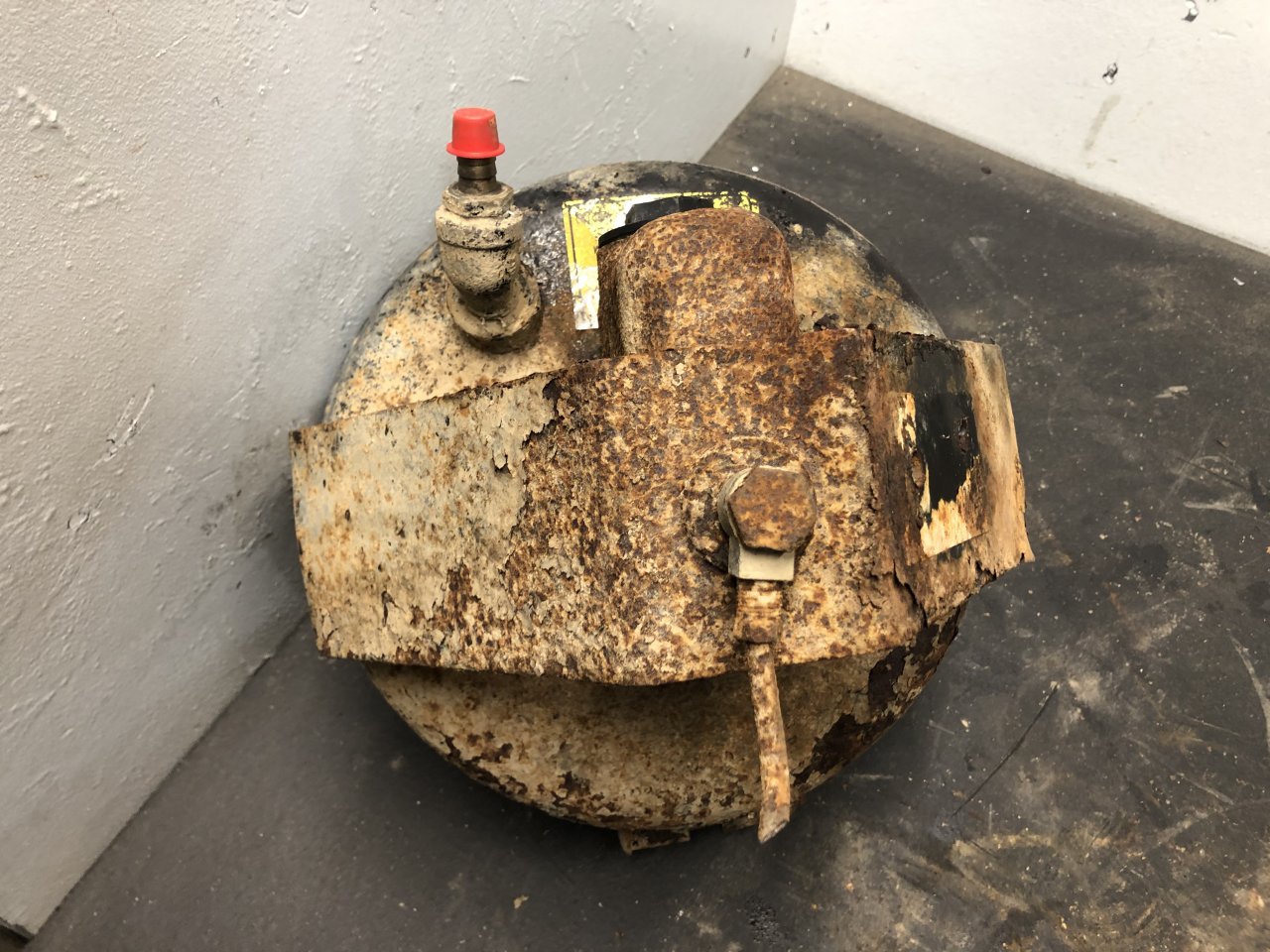 GMC BRIGADIER Vacuum Booster for Sale