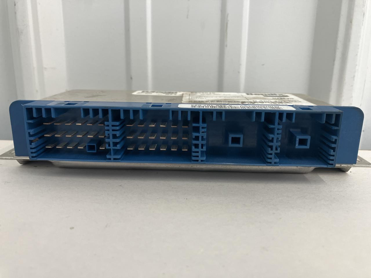 まり Peterbilt 579 Brake Control Module (ABS) - Used | P/N