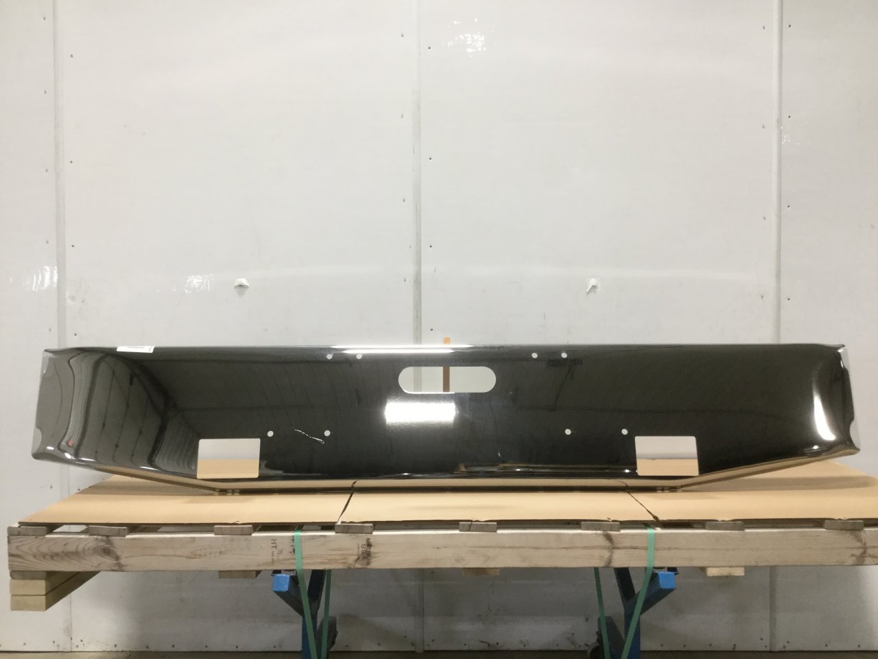 CB-2010-02 | Freightliner FLT Bumper for Sale