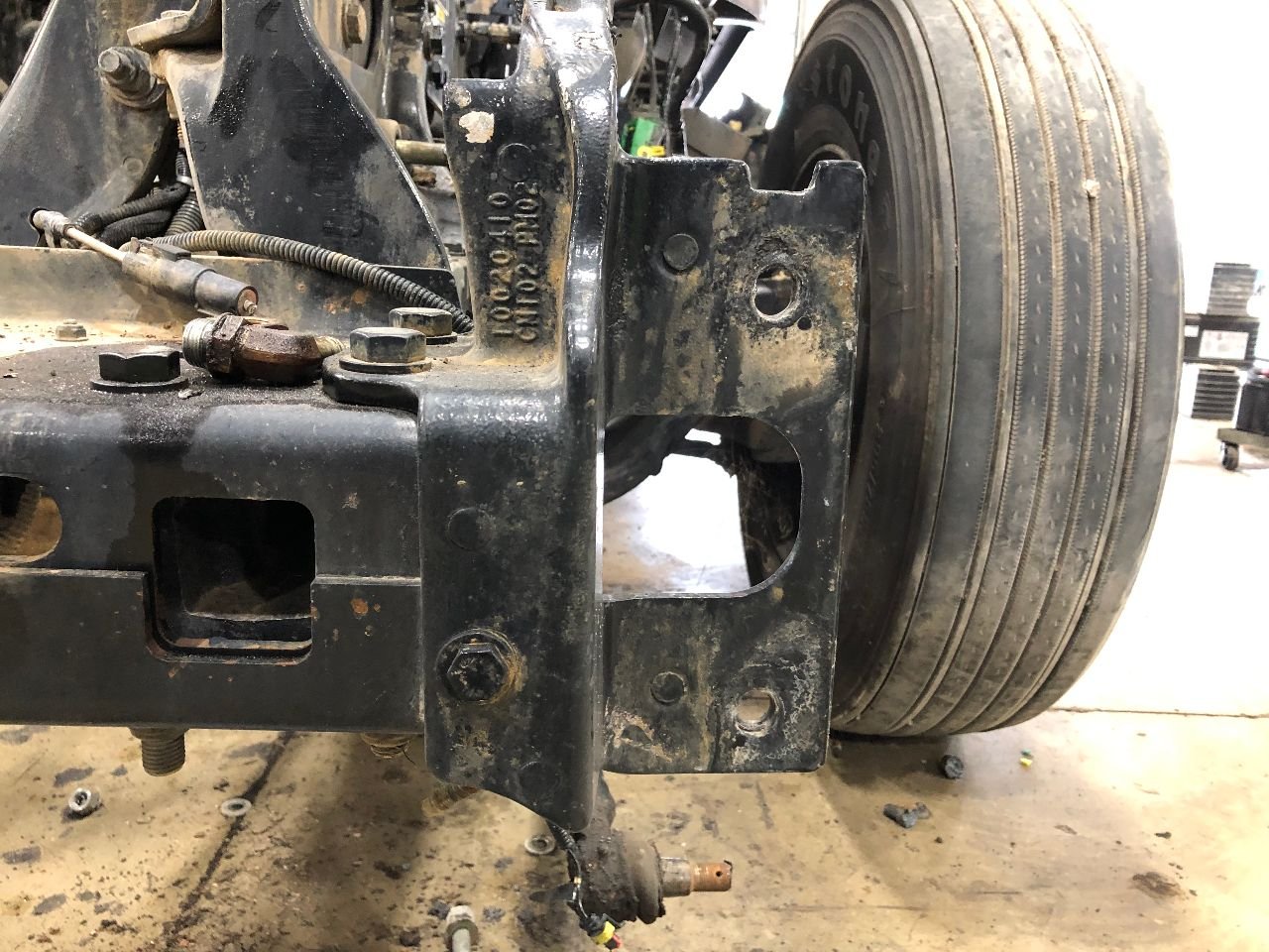 10020410 / 10020411 Peterbilt 579 Bumper Bracket for Sale