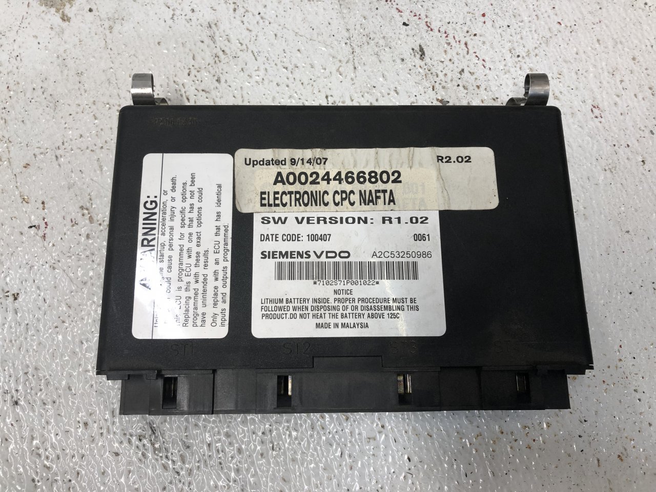 A0024466802 | Freightliner CASCADIA Cab Control Module CECU