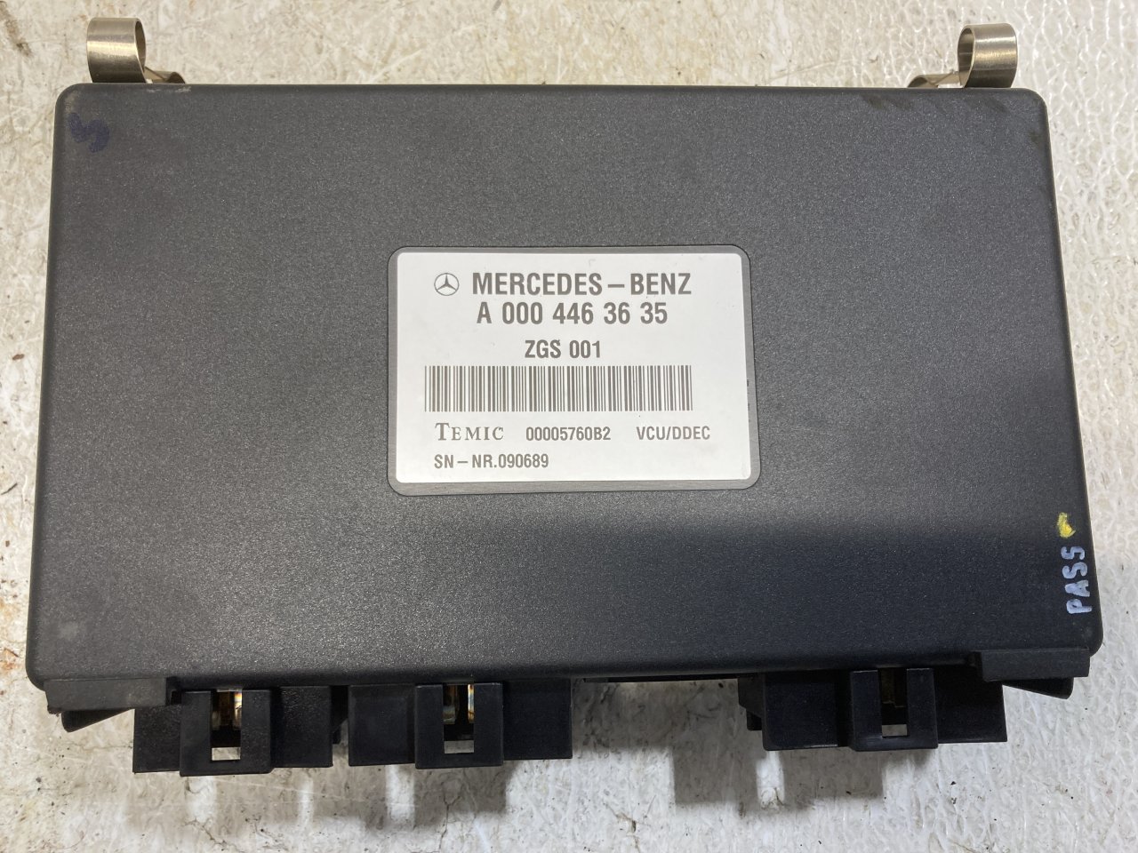 000-446-3635 Freightliner M2 106 Cab Control Module CECU for Sale