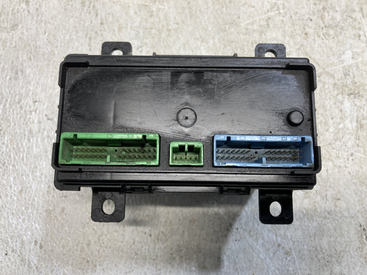 22352661-P01 | Mack PINNACLE Cab Control Module CECU for Sale