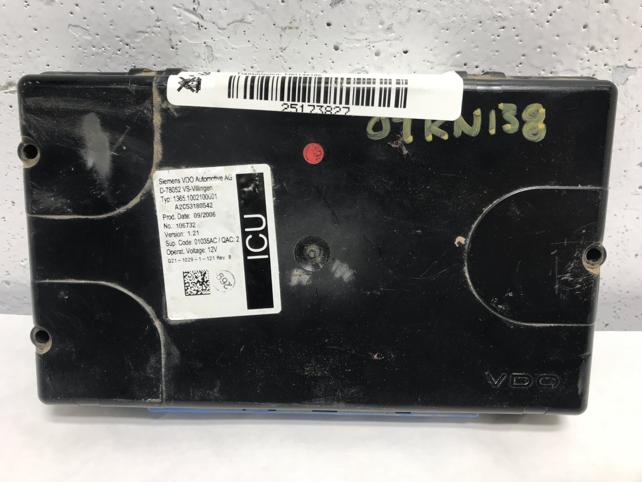 Q21-1029-1-121 | Kenworth T800 Cab Control Module CECU for Sale