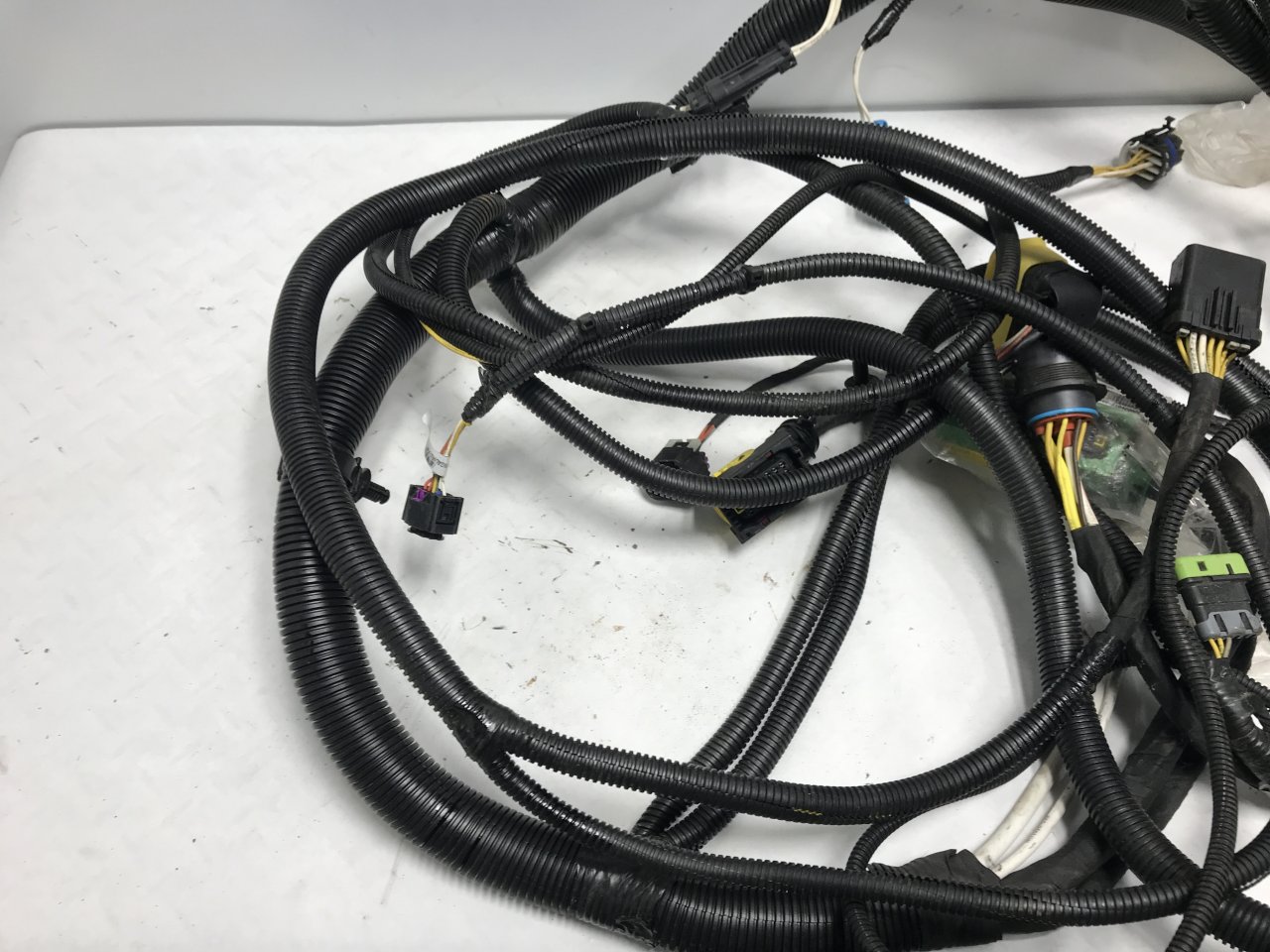 P92-4860-210400A00 | Kenworth T680 Wiring Harness, Cab for Sale