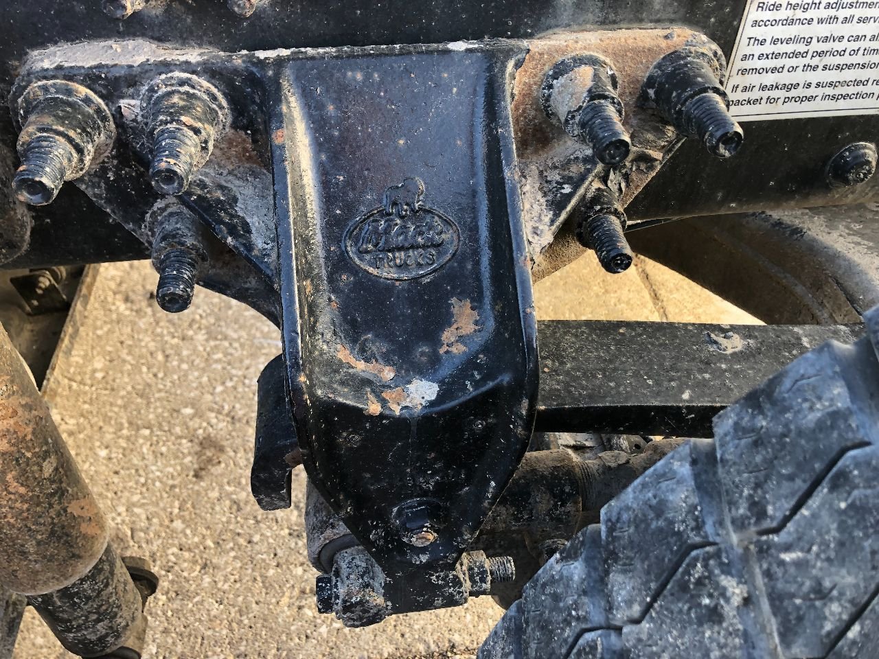 Mack OTHER Tandem CutOff Assembly for Sale