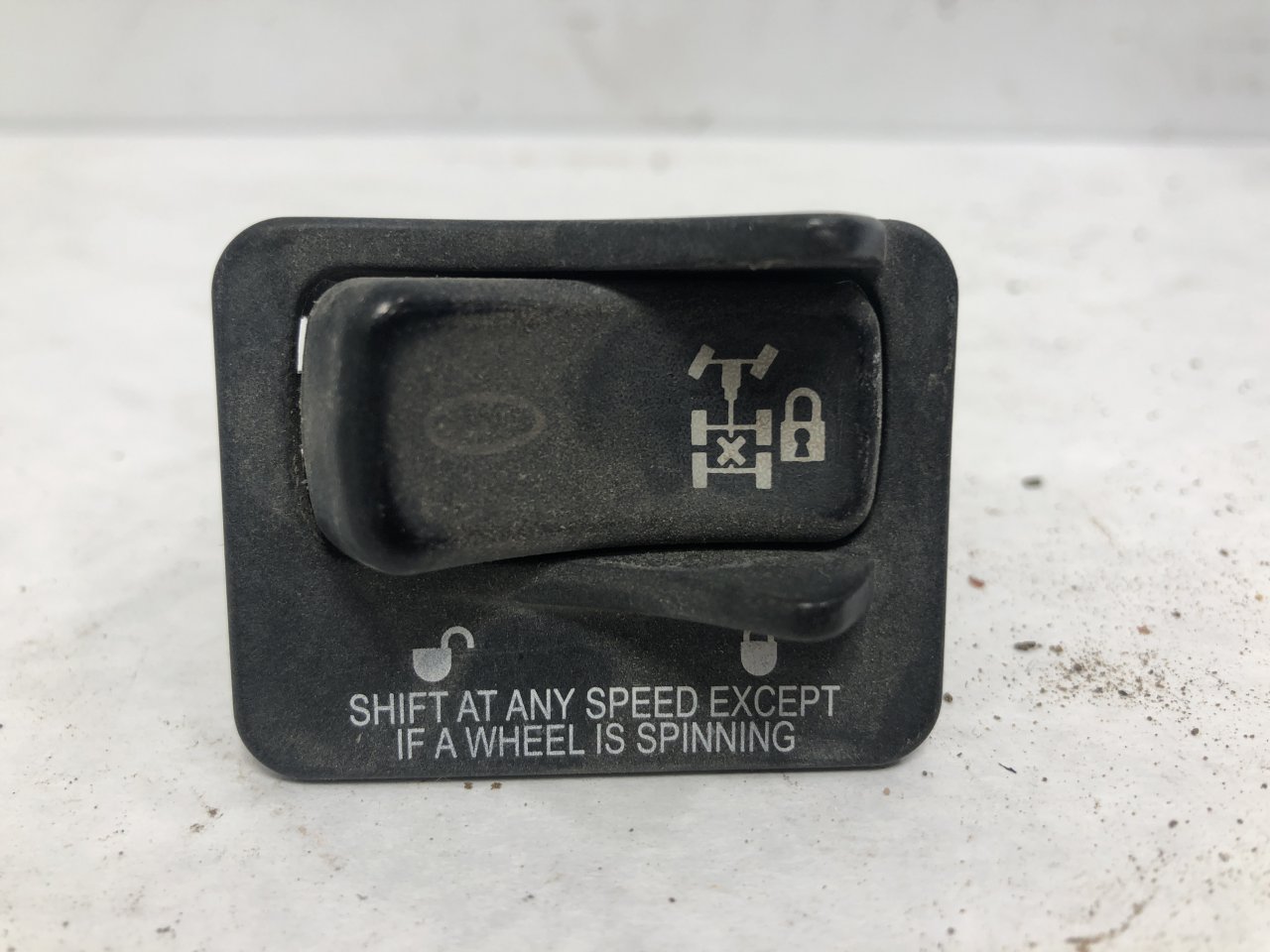 Switch　稼動品 Oil Pressure Switch 8-98201472-0 for Isuzu Engine 4BG1 4JG1