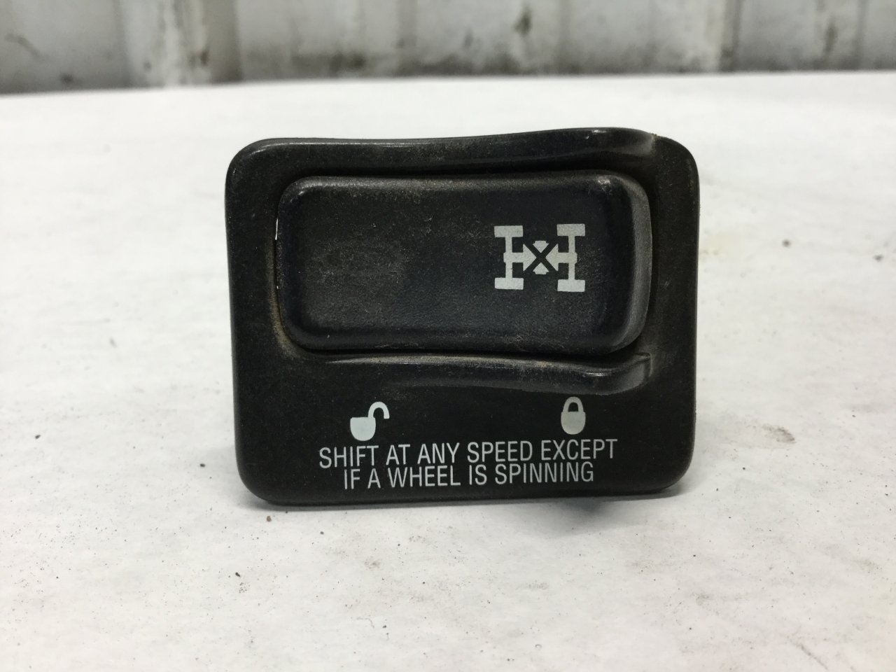 324610132D Peterbilt 379 Dash/Console Switch for Sale