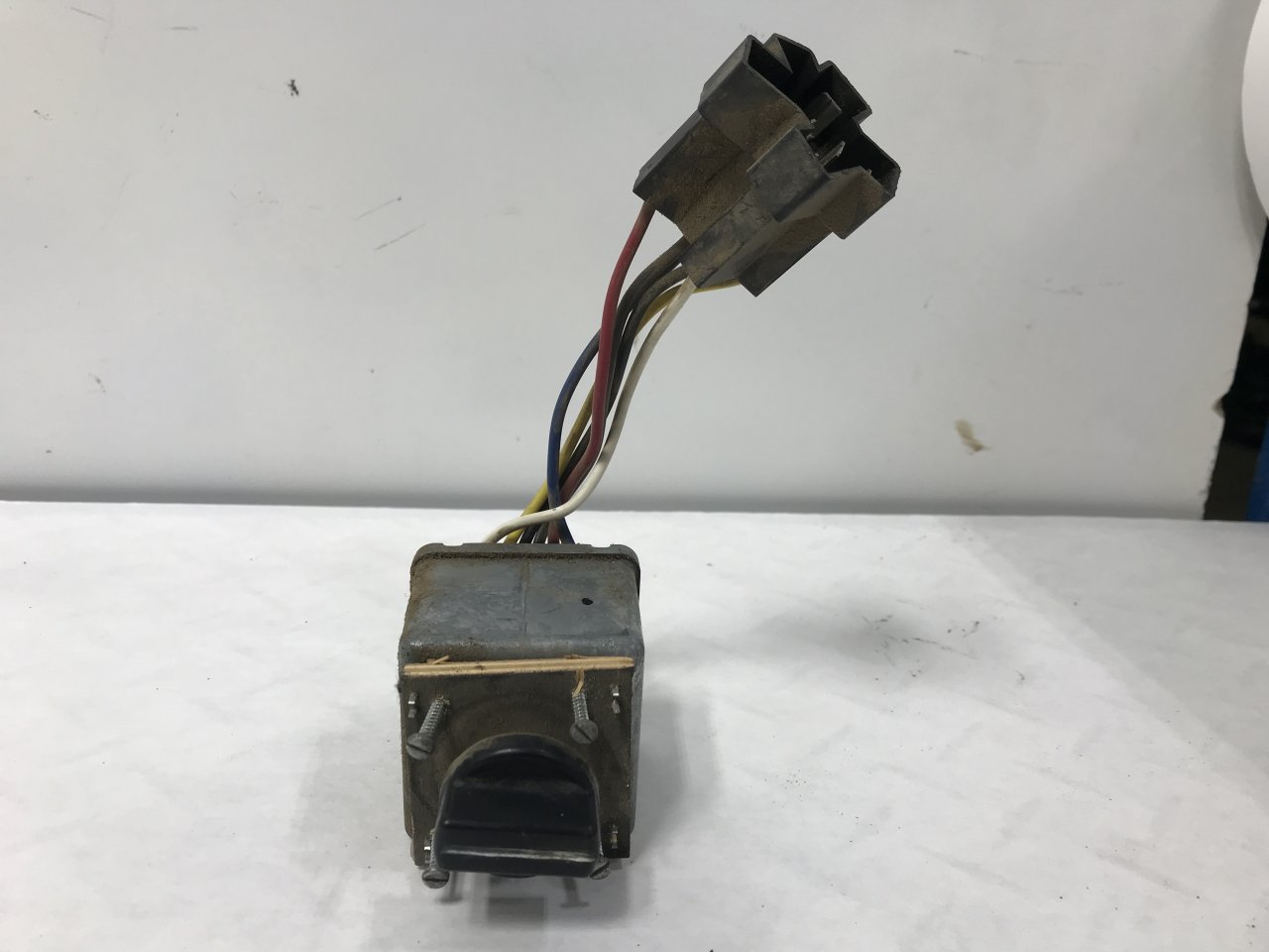 Mack CL600 Dash/Console Switch for Sale