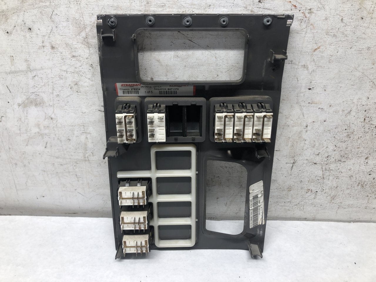S64-6149-1681100B3 | Peterbilt 579 Dash Panel for Sale