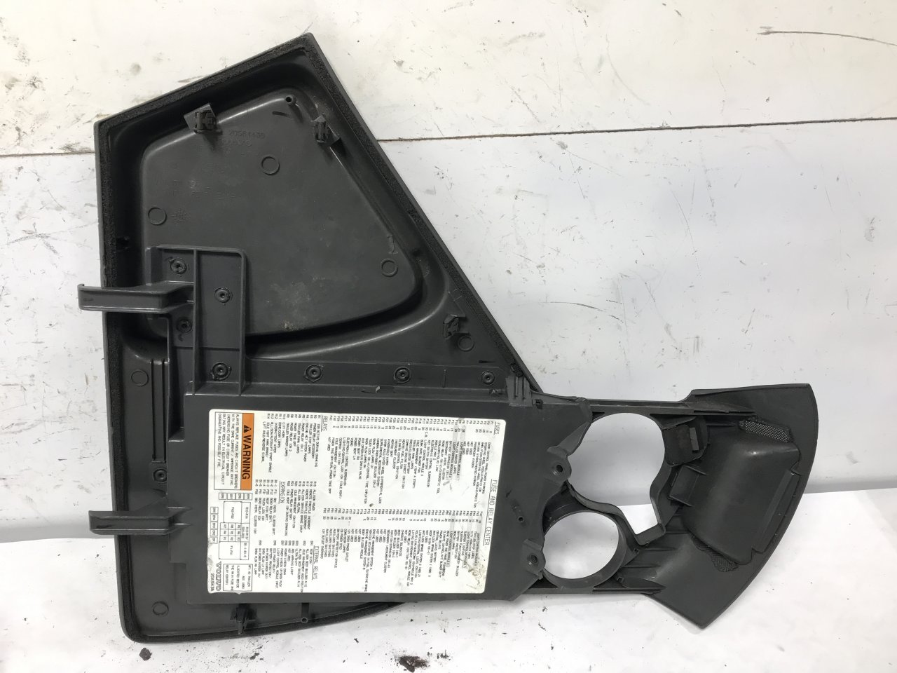 20584430 | Volvo VT Dash Panel for Sale