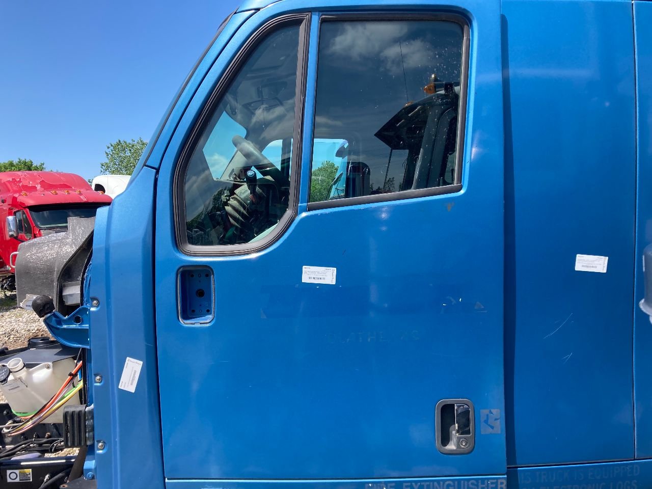 Kenworth T700 Door for Sale
