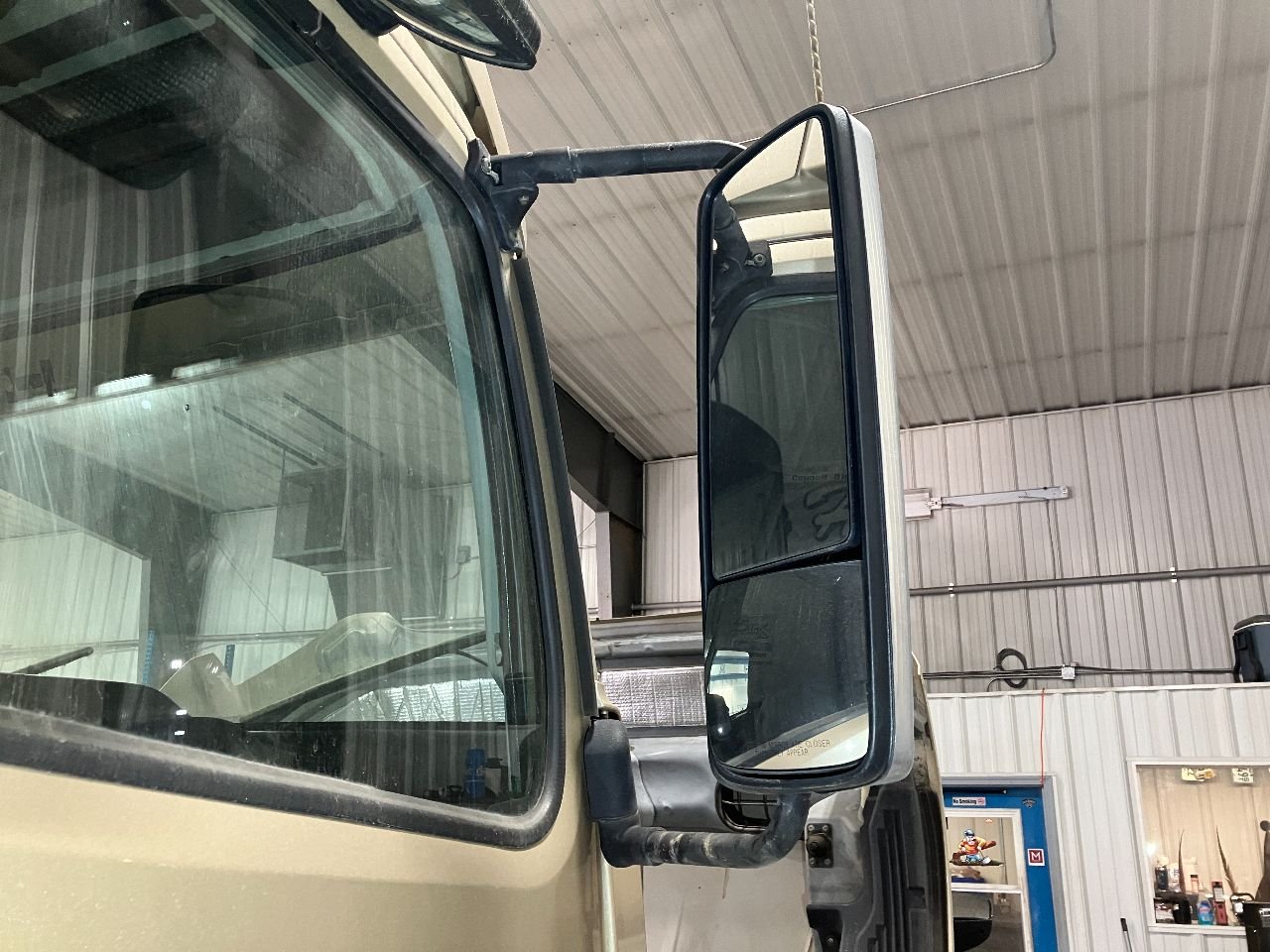 TORQUE Chrome Door Mirror Cover For Volvo VNL 2004-2017 – Driver Left Side, Curved Back, Direct Replacement, TR005-VLMCC-L
