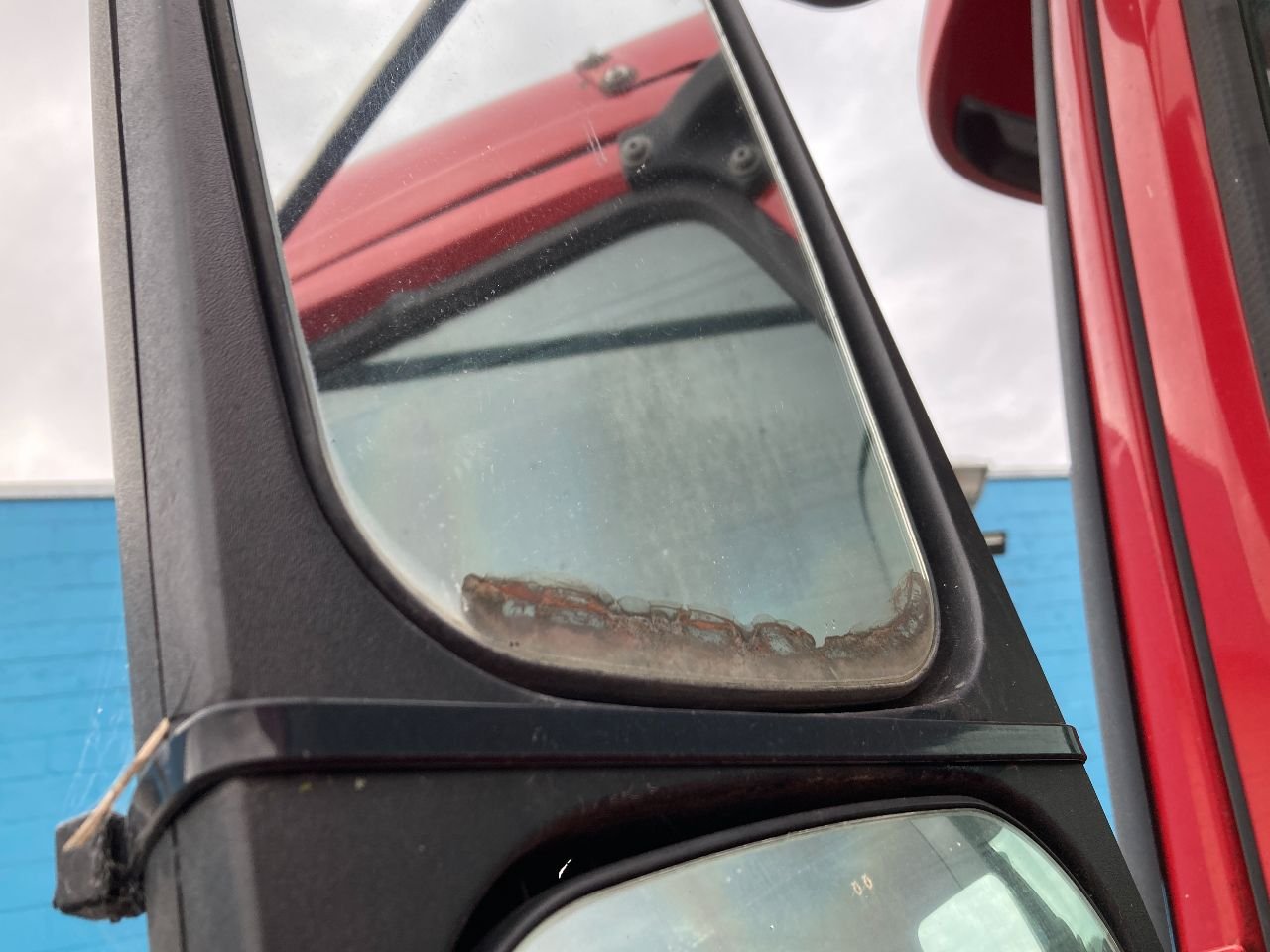 3981899 | Volvo VHD Door Mirror for Sale