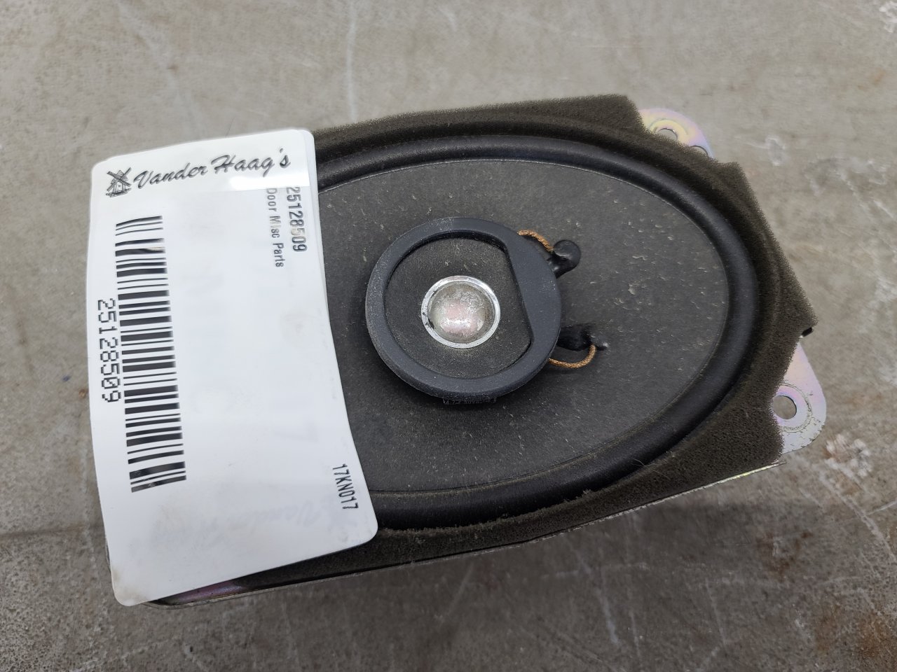 EAS15DX142B | Kenworth T680 Door, Misc Parts for Sale