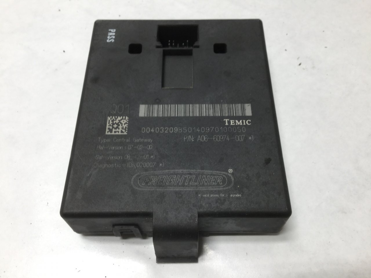 26335-Z2000 26335z2000 Magnetic Valve for Ud Truck Spare