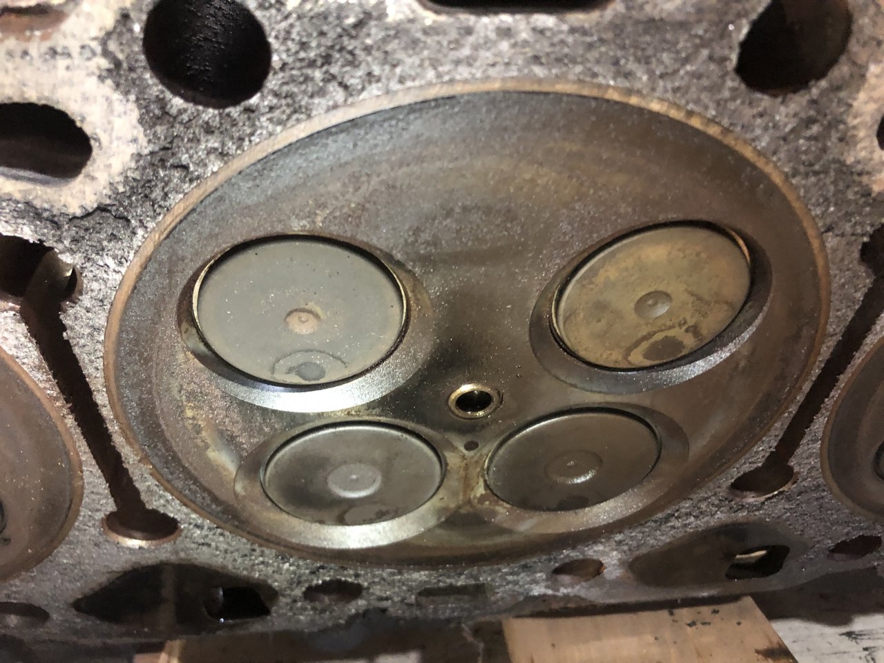 23534748 | Detroit 60 SER 14.0 Engine Cylinder Head for Sale