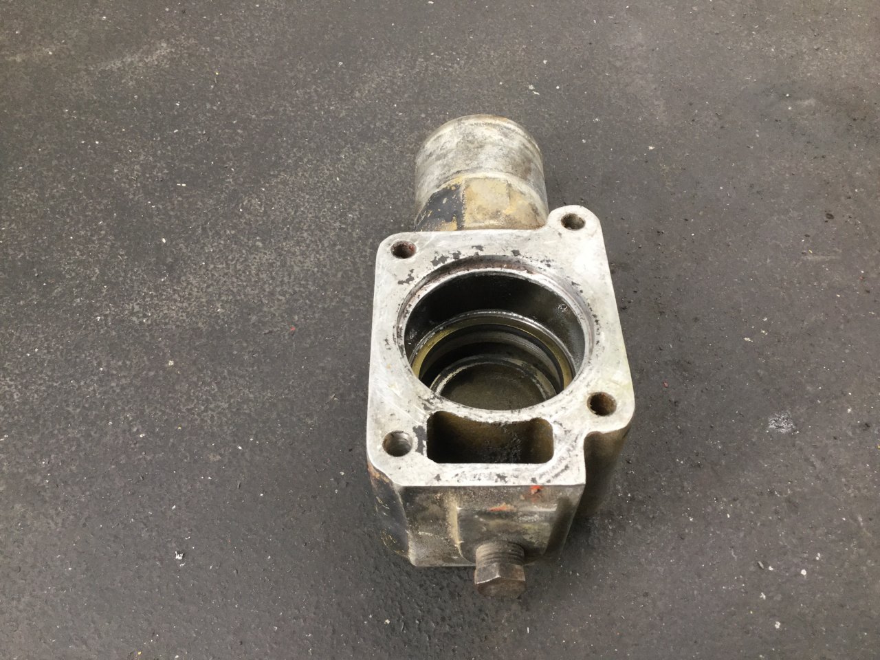 1182801 CAT C12 Engine Thermostat Housing for Sale