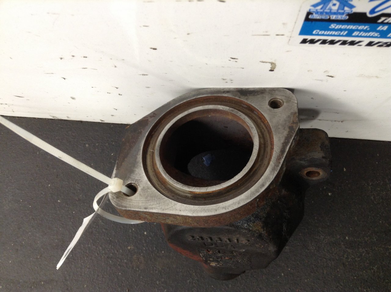 Cummins ISX11.9 Engine Thermostat Housing for Sale