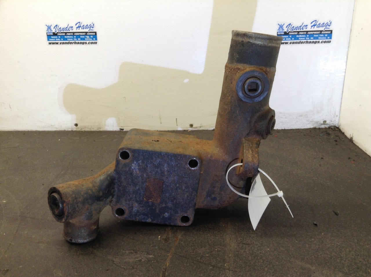 3406883 | Cummins M11 Engine Thermostat Housing for Sale