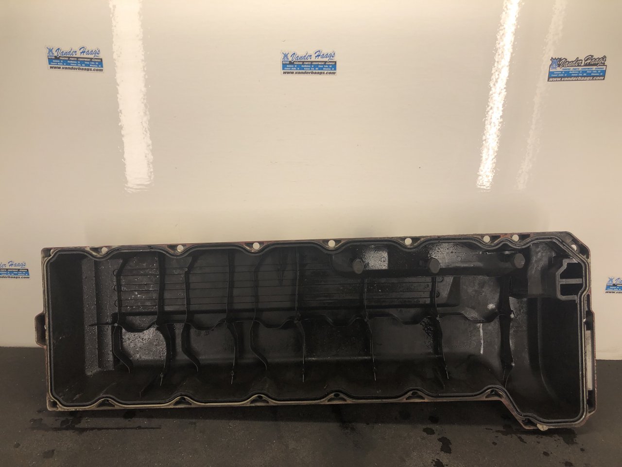 20728584 Mack MP8 Engine Valve Cover for Sale