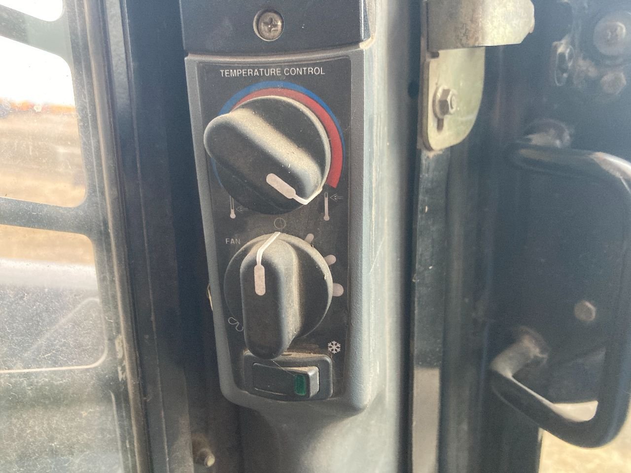 thumbnail interactive-video image 1 of Genuine New Holland Dashboard Instrument Panel – Part # 87306715 (New OEM) 1 of 5