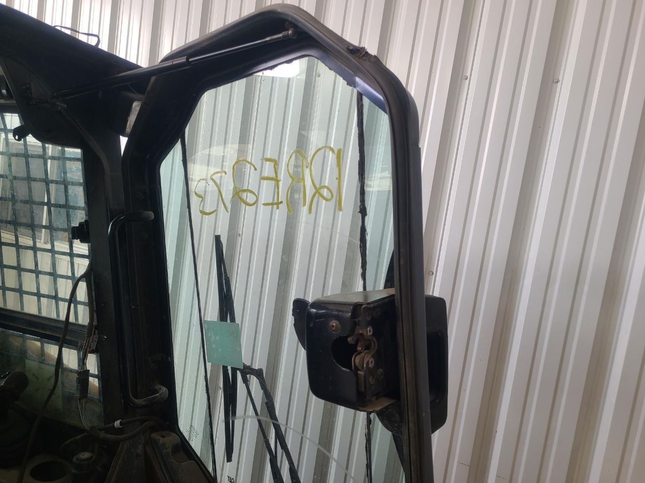 Engine Door Decal for CAT B2 B3 Series 216 226 236 242 252 277 | Australia Engine Door Decal for CAT B2 B3 Series 216 226 236 242 252 277 | Australia
