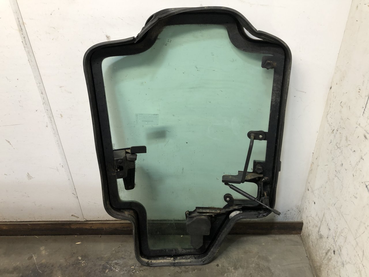 47405925 | Case SV250 Door Assembly for Sale