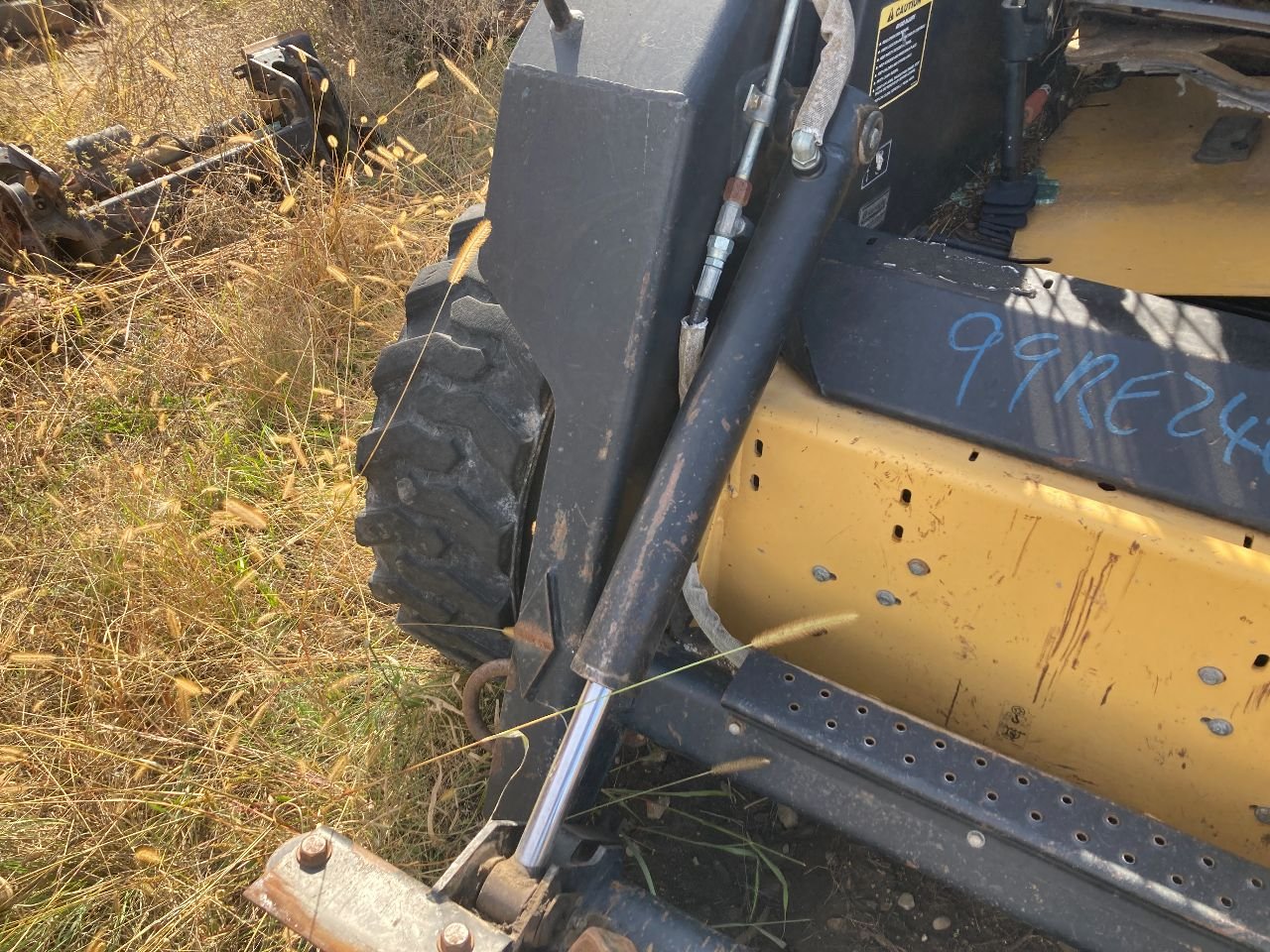 87038978 | New Holland LX565 Hydraulic Cylinder for Sale