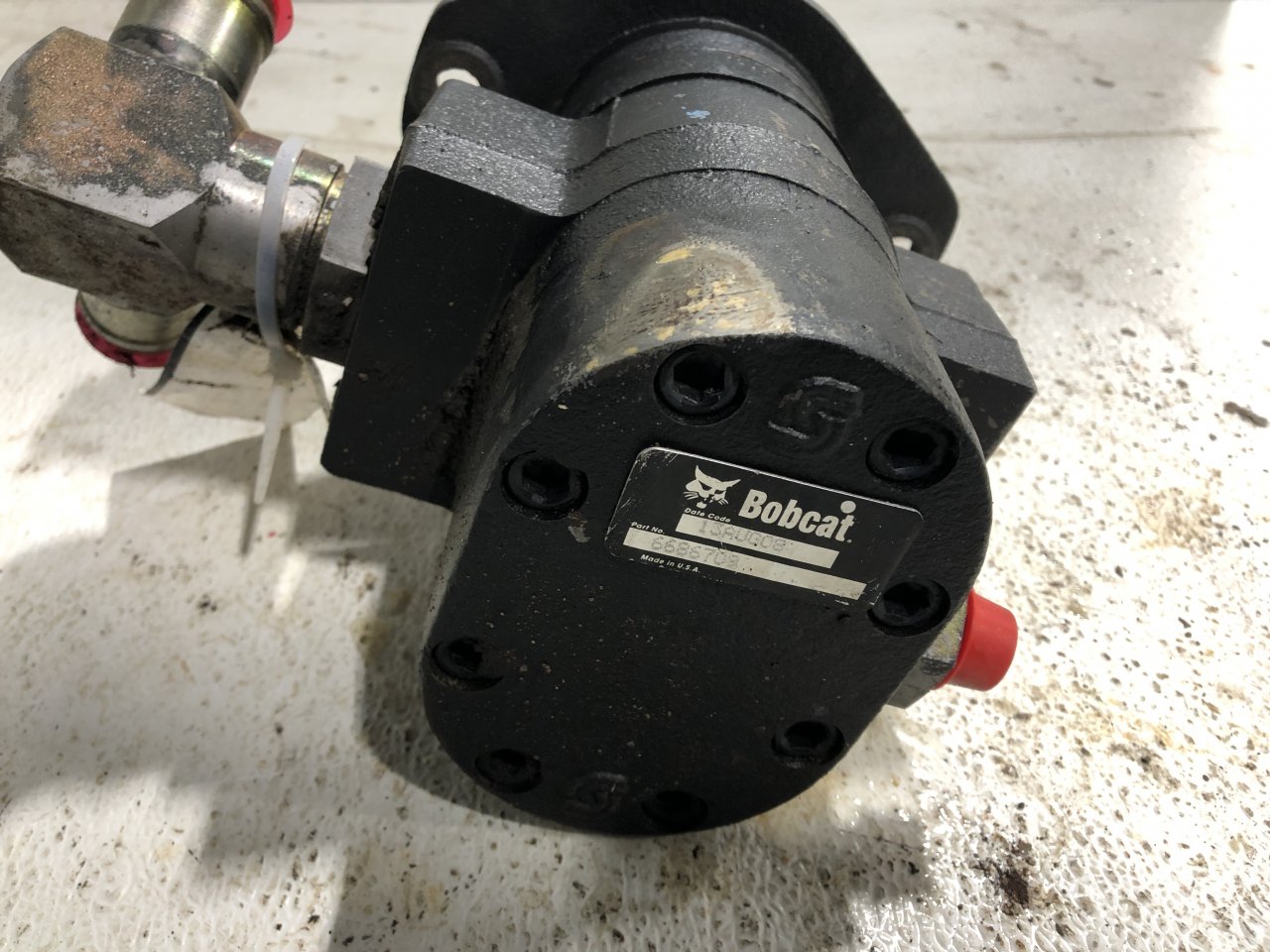 6686709 | Bobcat T300 Hydraulic Pump for Sale