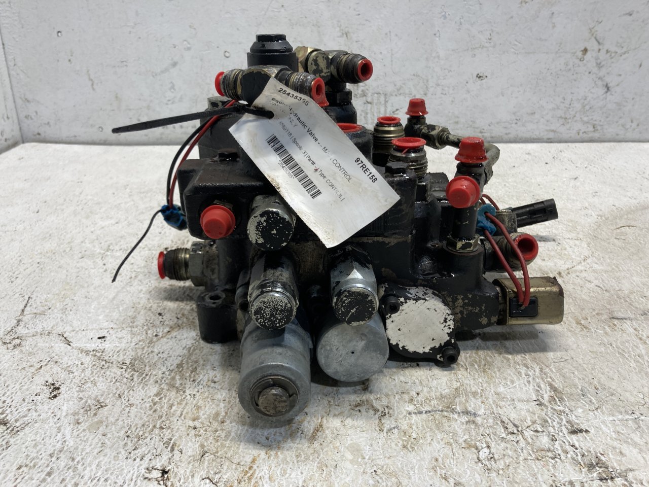 6589118 Bobcat 763 Hydraulic Valve for Sale