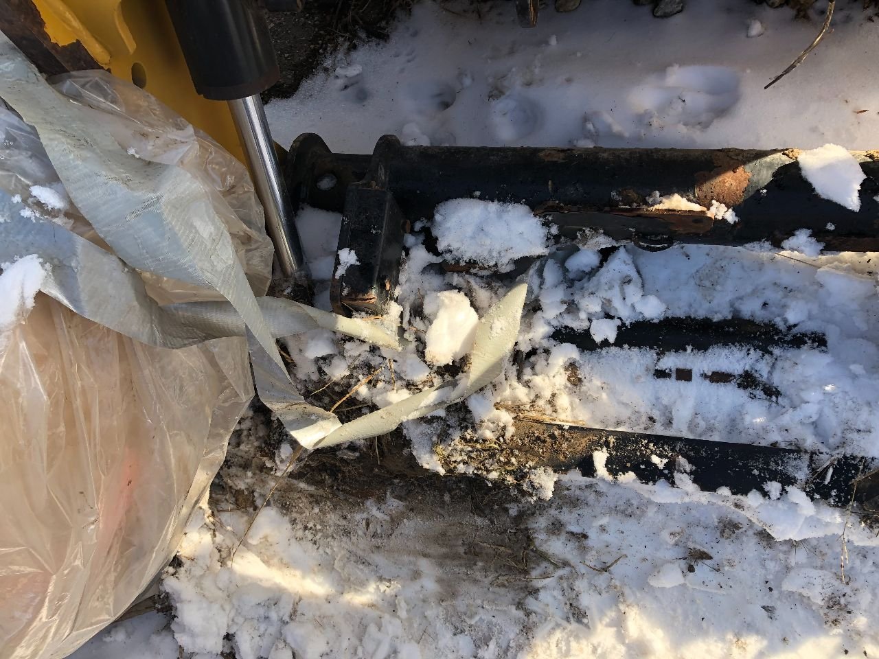 CAT 232D Quick Coupler for Sale
