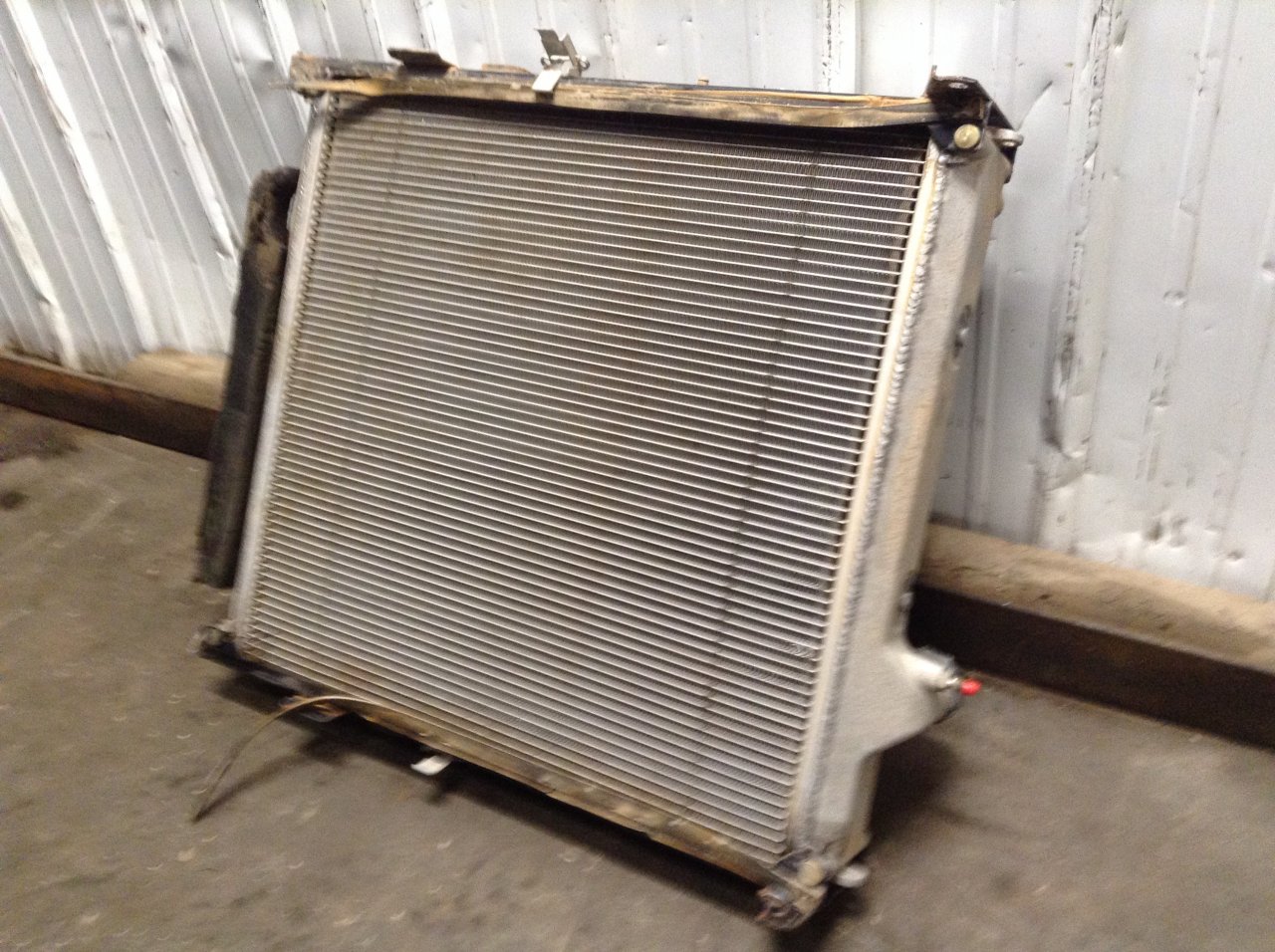 AT369969 | John Deere 310SK Radiator for Sale