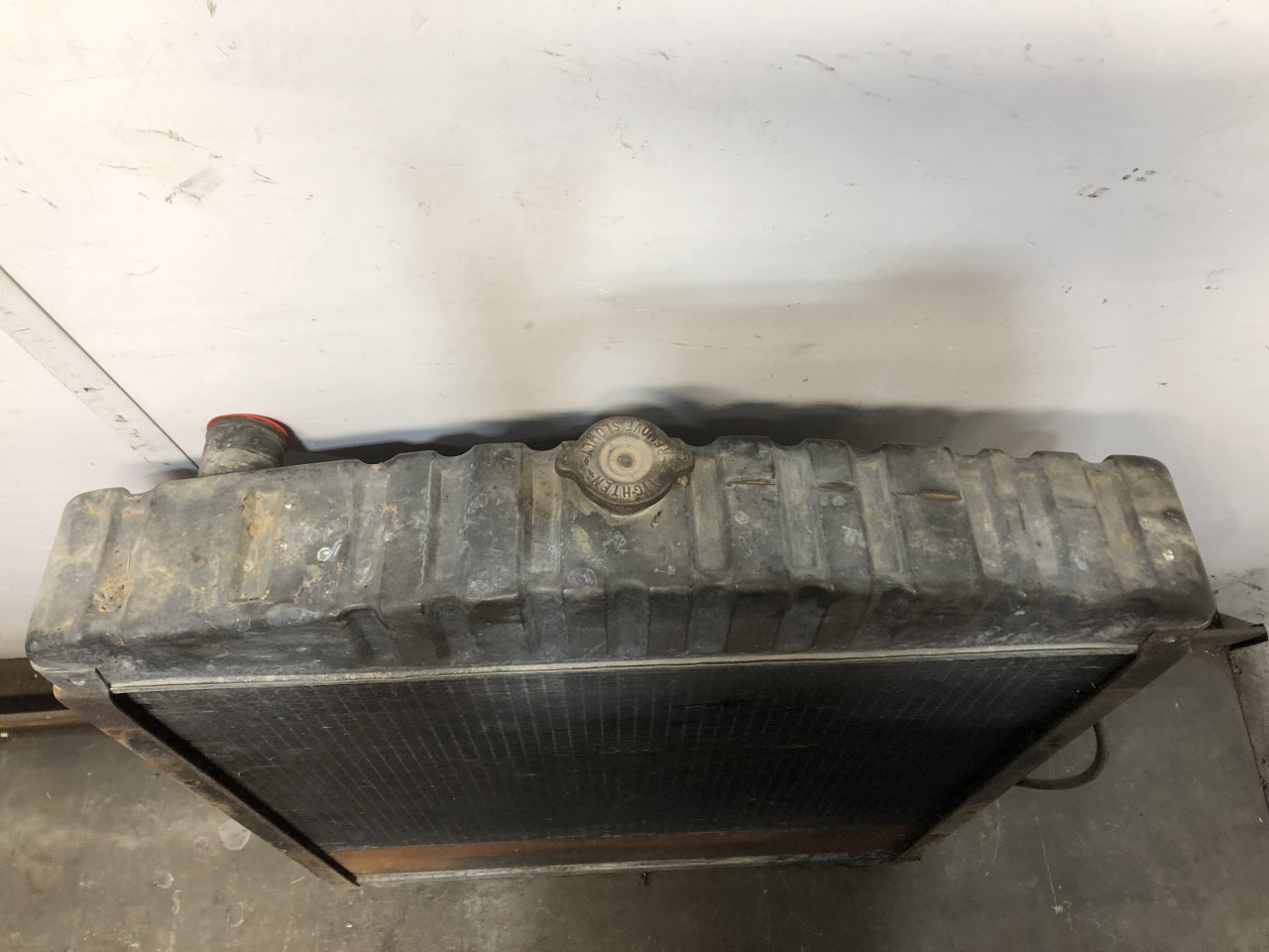 AT39648 | John Deere 544B Radiator for Sale