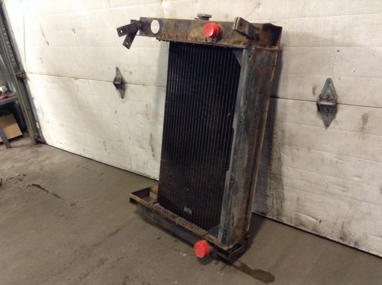 Case Model R Radiator For Sale Case 855 Radiator for Sale