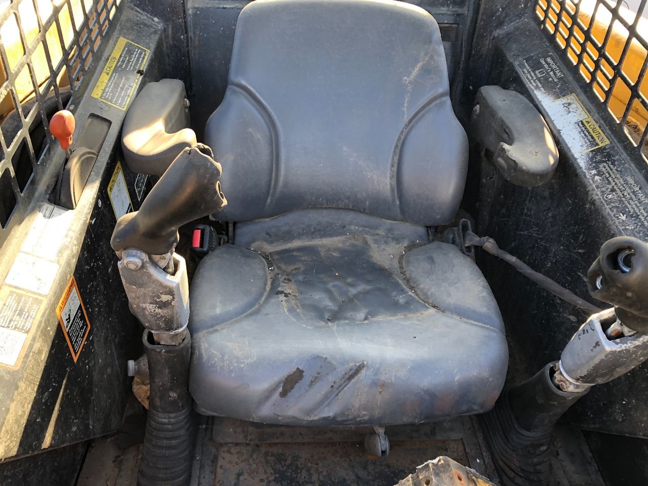AT344971 John Deere CT322 Seat for Sale