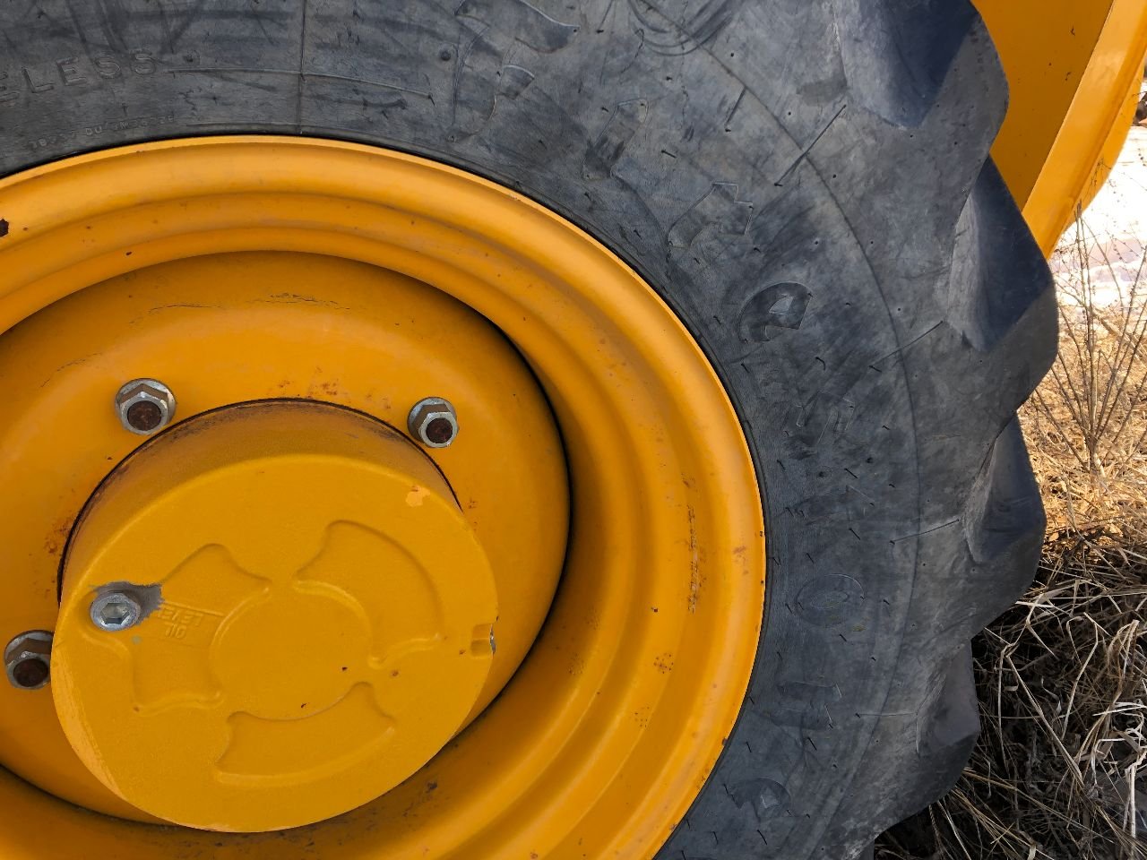 Jcb Split Rims JCB 214F Tire and Rim for Sale