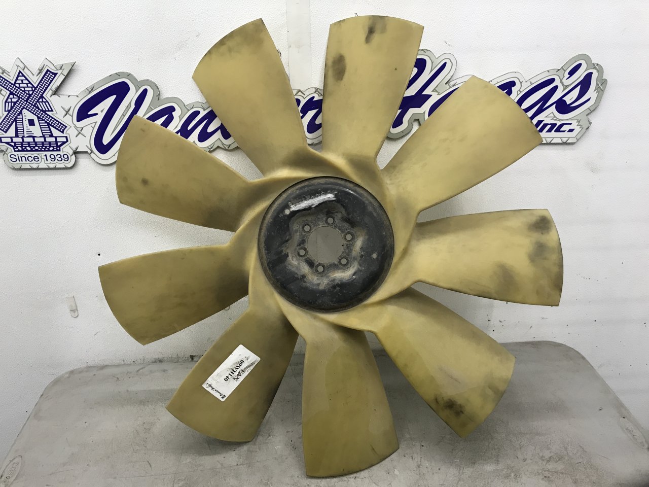 PA6-GF30 | Detroit 60 SER 14.0 Engine Fan Blade for Sale