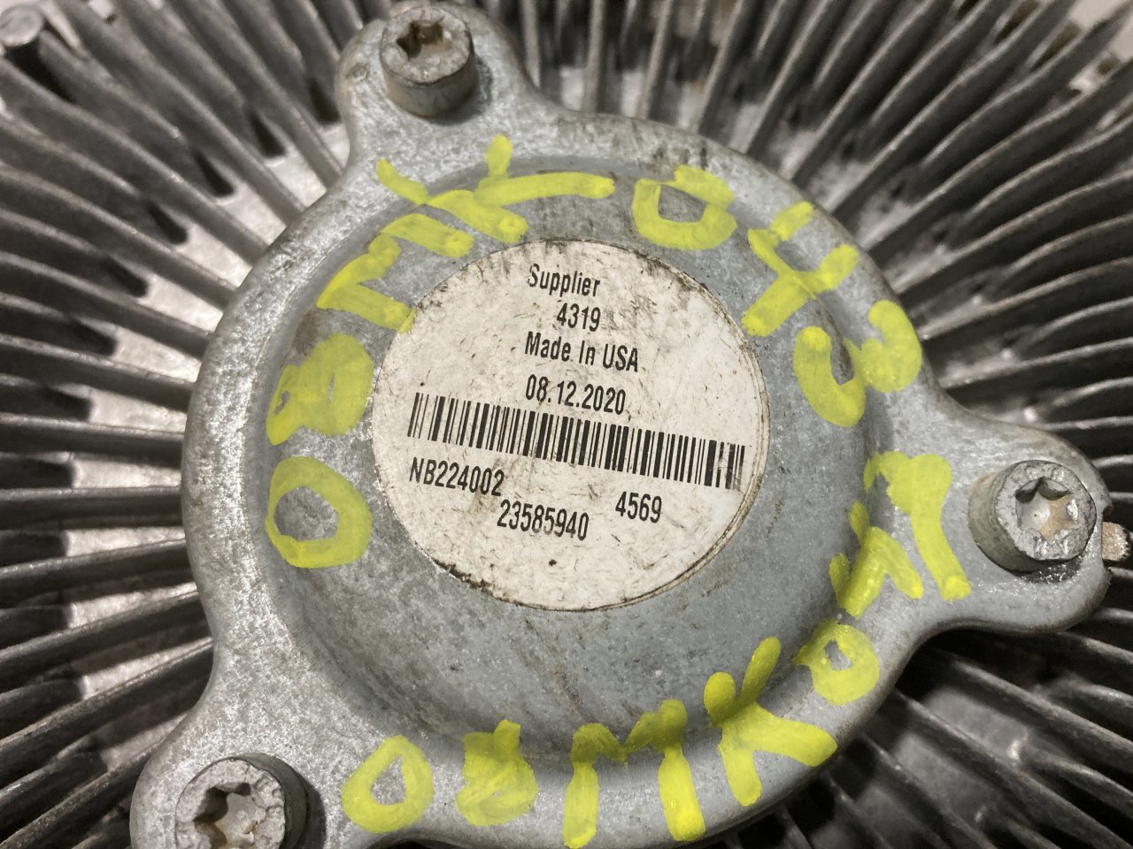 23585940 Mack MP8 Engine Fan Clutch for Sale