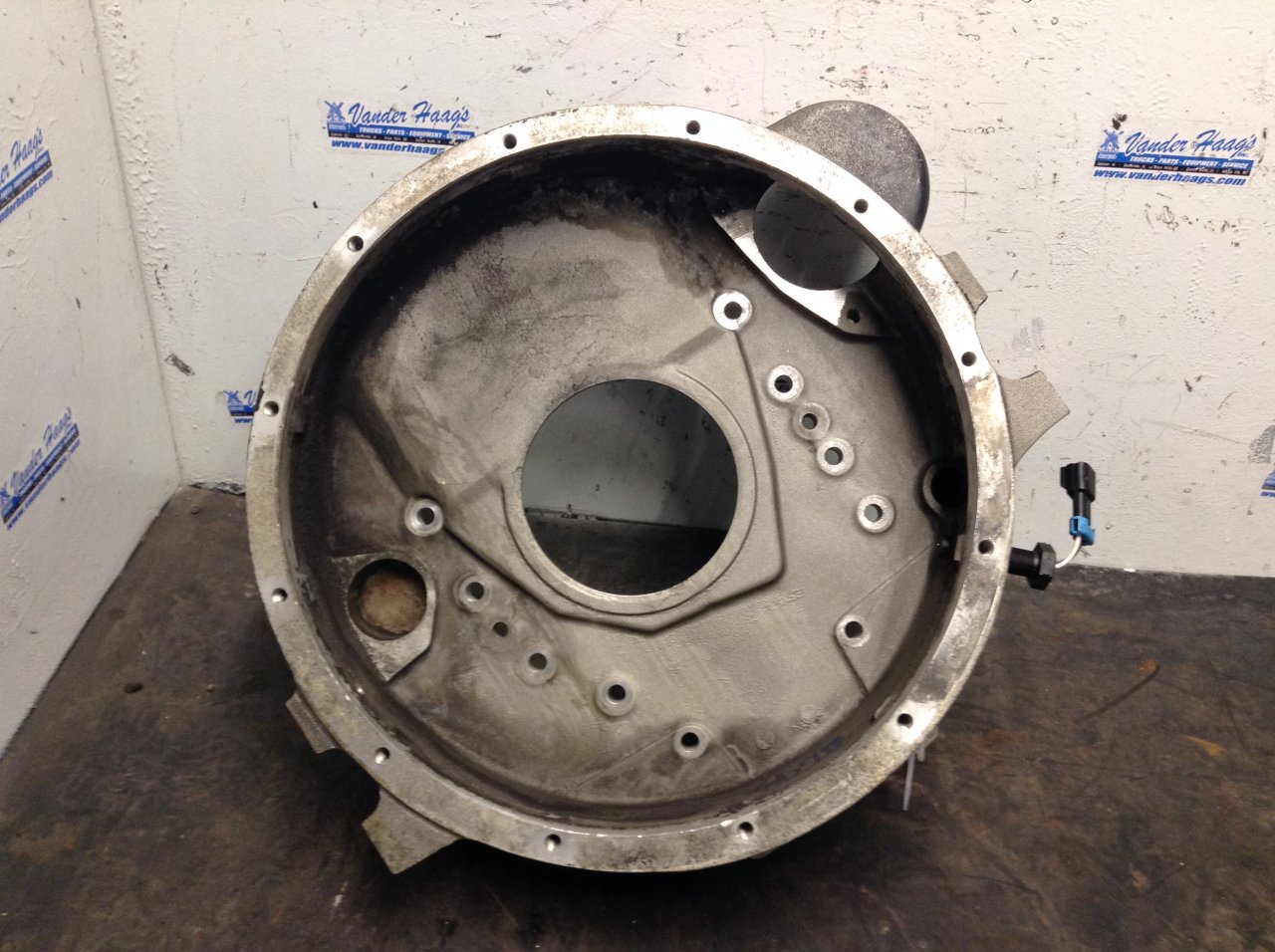 3906690 | Cummins C8.3 Engine Flywheel Housing for Sale